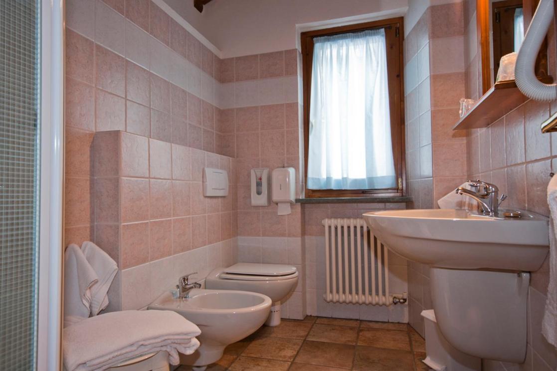 Meuble Lo Miete Viei Hotel Champoluc Kültér fotó