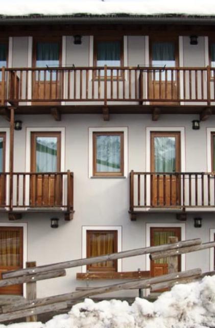 Meuble Lo Miete Viei Hotel Champoluc Kültér fotó